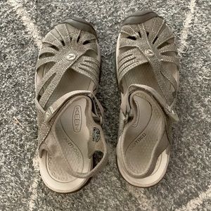 Keen Rose Sandals